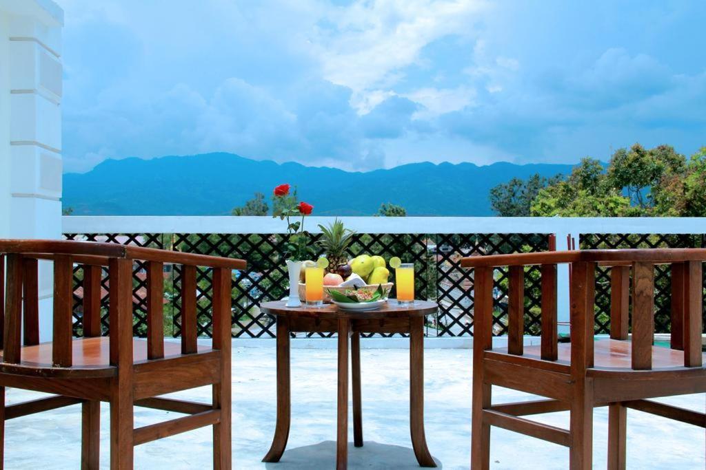 81 Hotel Inlay Nyaung Shwe Esterno foto