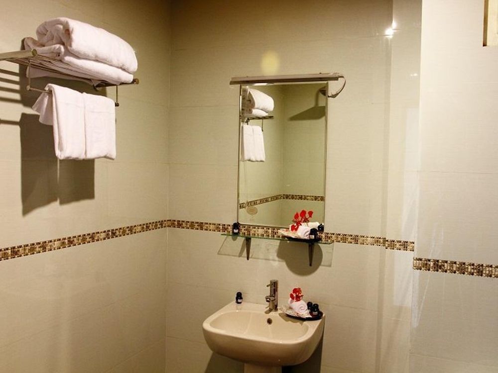 81 Hotel Inlay Nyaung Shwe Esterno foto