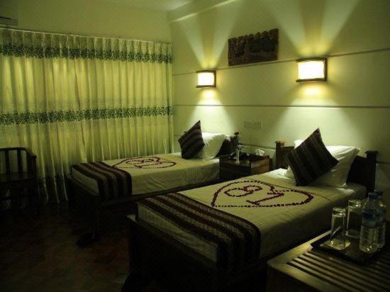 81 Hotel Inlay Nyaung Shwe Esterno foto