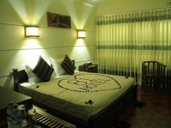 81 Hotel Inlay Nyaung Shwe Esterno foto