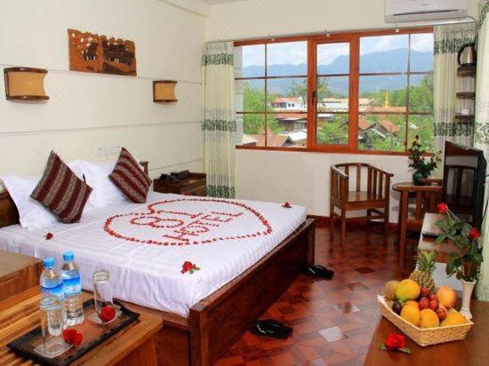 81 Hotel Inlay Nyaung Shwe Esterno foto