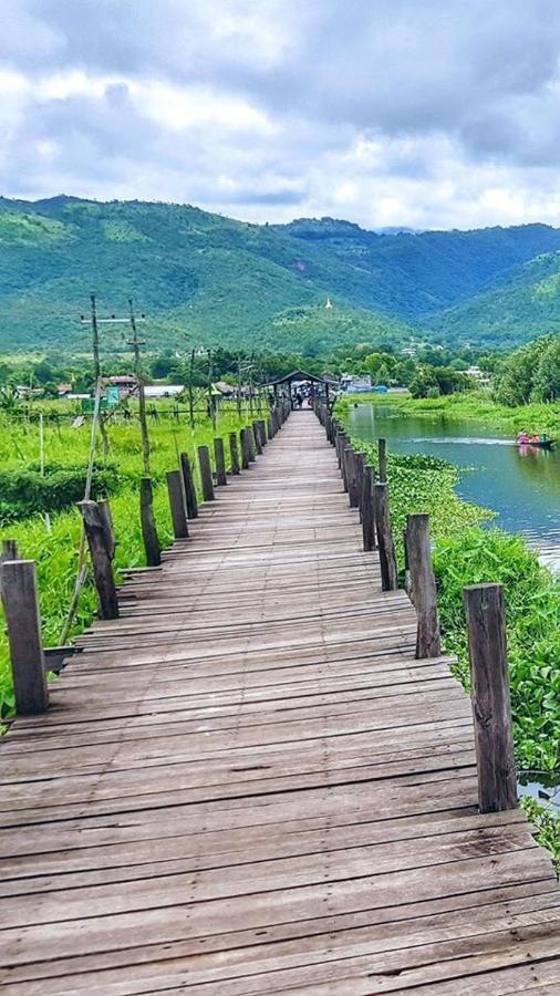 81 Hotel Inlay Nyaung Shwe Esterno foto